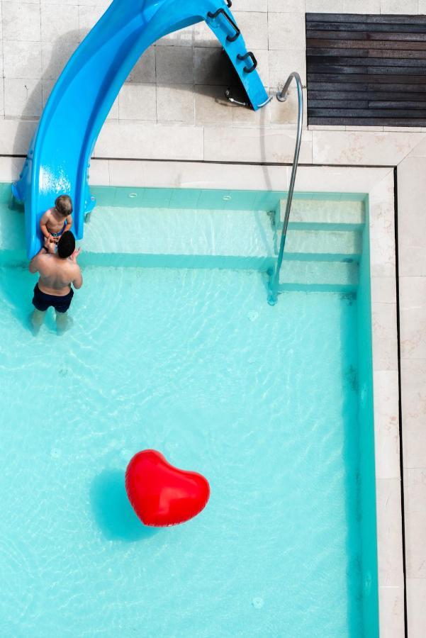 Hotel Fedora ริชชิโอเน ภายนอก รูปภาพ